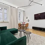 The Market Square Siedmiu Elektorow Apartment By Noclegi Renters